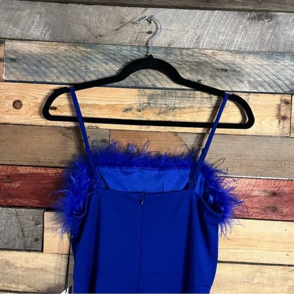 Crystal Sky Blue Feather Dress Size Medium - Picture 7 of 11